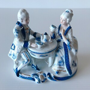 置物 マイセン風 陶器 磁器 人形 ティータイム 西洋 アンティーク 骨董品