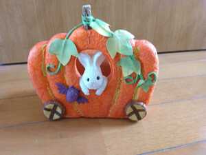 ハロウィンインテリア 小物入れ カボチャうさぎお菓子入れ馬車こうもりパーティーギフトボックス美品ハロウィーン飾り装飾かぼちゃウサギ兎