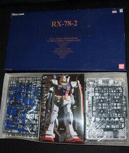 バンダイ 1/60 PG　RX-78-2 ガンダム2号機　未組立　ガンプラ　パーフェクトグレード　プラモデル