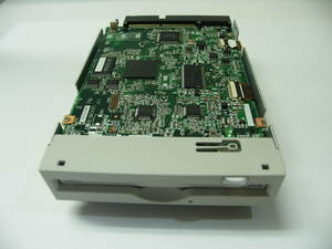 MO001/内臓MOドライブ/MCR3230AP/2.3GB/IDE/未使用/保管品