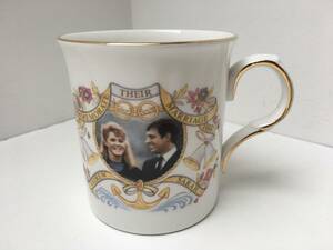 * クラウン トレント 1986年 ヨーク公爵アンドルー王子 セーラ妃 結婚記念 ウェディング マグカップ 英国皇室 ロイヤルファミリー