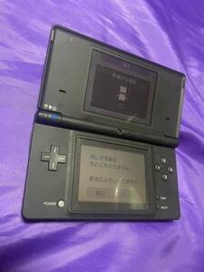 【稼働良品】Nintendo ニンテンドー 任天堂 DSi ゲーム機 充電ケーブル あり　人気ソフト付き