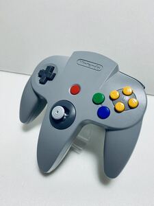 レトロゲーム N64コントローラー 美品 / 動作品 本物 Nintendo ニンテンドー64 コントローラ (B30)