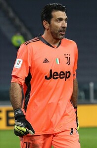 【匿名配送】ブッフォン ユーベ ユベントス ユーヴェ アディダス ゴールキーパー オレンジ ブラック 黒 adidas BUFFON GK JUVENTUS JUVE