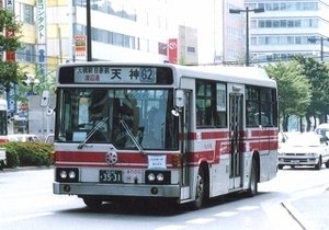 【 バス写真 Lサイズ 】 西鉄 懐かしの赤バス1986年式 ■ ２３ ■ ８枚組