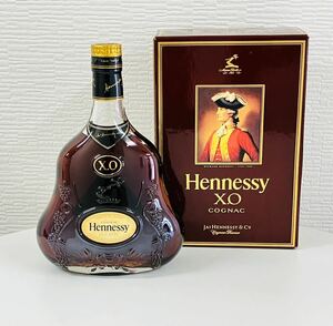 【送料無料!!】Hennessy ヘネシー XO 金キャップ クリアボトル 40度 700ml コニャック ブランデー 古酒 箱付き 未開栓