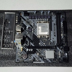 ASRock H610M-HVS/M.2 R2.0 IOパネル付属 LGA1700 MicroATXマザーボード 第12・13・14世代CPU対応 最新Bios 動作確認済 PCパーツ