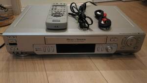 動作品です。　SONY　VHS　ビデオデッキ　SLV-R550