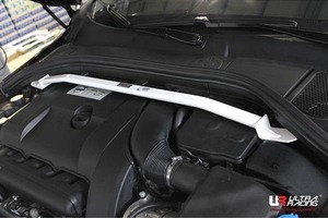 【Ultra Racing】 フロントタワーバー ボルボ XC60 DB420XC 09/06-17/10 T5 [TW2-2170]