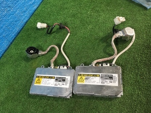 送料520円 AZR60/AZR65 ヴォクシー バラスト左右 85967-33010　P-0818-4506