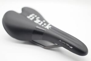 Fizik Aliante Versus K:ium Saddle フィジーク アリアンテ VS サドル ピスト blue lug ブルーラグ SURLY サーリー leader bike mash