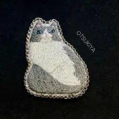 ラグドール 猫 刺繍ブローチ