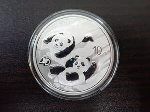 中国 パンダ銀貨 10元 2022年 純銀 Ag.999 30g 中華人民共和国 激安１円スタート