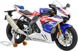 タミヤ 1/12 オートバイシリーズ No.141 Honda CBR1000RR-R FIREBLADE SP 30th Ann