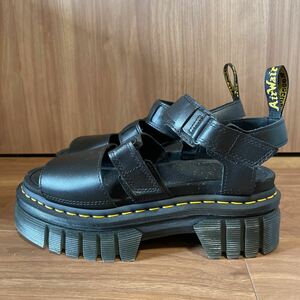 ☆1回使用美品☆Dr.Martensドクターマーチン サンダル UK6 EU39 USL8 25cm厚底　BLACK ブラック 黒 送料無料　レザー KEEN AIR NIKE 