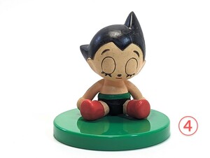 Tezuka Moderno　テヅカモデルノ　タイムカプセル　鉄腕アトム　中古　汚れ、キズ等あり　本体と台座のみです。飾ってました。　④