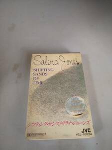 T0636　カセットテープ　サリナ・ジョーンズ / シフティング・サンズ SALENA JONES SHIFTING SANDS OF TIME　日本国内版