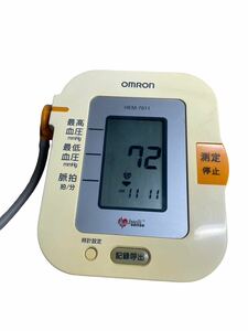 【福0331-92】OMRON オムロン 上腕式 自動血圧計 HEM-7011 動作確認済み ※写真に写ってるもののみ オムロン OMRON 血圧計