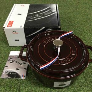 GX2005 staub ストウブ COCOTTE RONDE 1102487 24CM-3.7L グレナディンレッド 鋳物 ホーロー 調理器具 箱傷汚れ有り 未使用 保管品 鍋