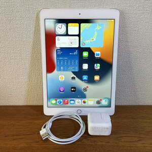 Apple iPad Air2/16GB/SIMフリー/Wi-Fi+Cellular/シルバー①