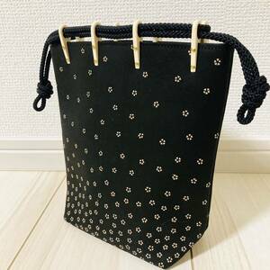 ★美品★ 印伝 巾着袋 印傳屋 上原勇七 INDEN-YA 合切袋 マチ有り 黒地 BK ブラック 白漆 小桜柄 花柄 和装 日本製 鹿革 シカ