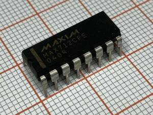 MAXIM MAX712CPE NiCd/NiMHバッテリ用 急速充電コントローラ DIP ニッケル水素 充電 マキシム IC 電子部品