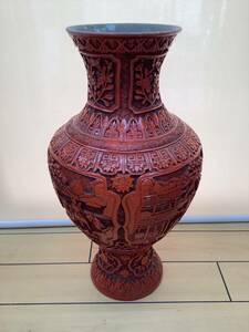 Y2417 中国美術 朱色 花器 大型 フラワーベース 花瓶 飾壺 壺 彫刻 彫り細工 赤 骨董 アンティーク インテリア