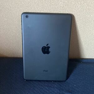 NO.4 iPad iPad mini Wi-Fi 16GB ブラックMD528J/A 本体　Apple 送料無料　②