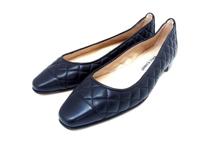 新品同様！マノロ ブラニク MANOLO BLAHNIK キルティングレザー フラットパンプス ・36 ブラック kz4624208707