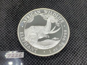 31.1グラム 2023年 (新品) ソマリア「アフリカ ワイルドライフ・ゾウ」純銀 1オンス 銀貨