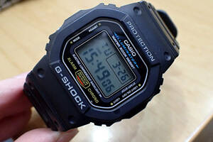 カシオ/CASIO G-SHOCK ◆ DW-5600E メンズ腕時計