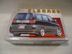 アオシマ NISSAN ニッサン ELGRAND エルグランド 1/24 プラモデル 未完成品