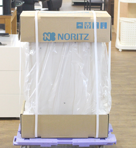 ノーリツ NORITZ 石油給湯機 OQB-G4706WFF 本体+標準リモコン 屋内壁掛設置型 直圧式 46.5kW 給湯専用 23年製 2043973