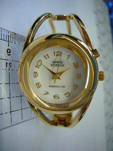 ●１９●腕時計＜アンクライン＞ANNE KLEIN II バングル ブレスレット　オリジナル箱付　