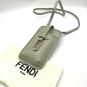 【美品】FENDI フェンディ フォンポーチ