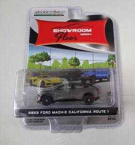 グリーンライト　GREENLIGHT　1/64　2023 FORD MACH-E CALIFORNIA ROUTE 1　ショールーム　シリーズ4　フォード マッハE カリフォルニア ②