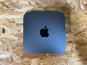 Apple Mac mini (2018)　CPU：3.2GHz 6コア Intel Core i7　RAM：32GB　ストレージ：256GB
