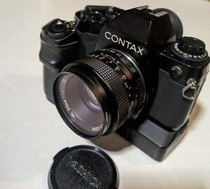 コンタックス159MM＋ヤシカ50/f1.7、ワインダーセット。元箱付きです。