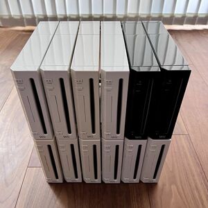〈現状品・通電確認〉ニンテンドー Wii 本体 12台 RVL-001 シロ（白）クロ（黒）NINTENDO ウィー ジャンク ②