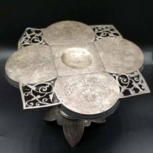 19世紀後半 米国 アンティーク SIMPSON HALL MILLER シルバーメッキ フルーツテーブル ミニテーブル 彫金 銀メッキ プレート 皿