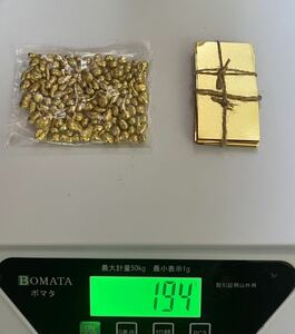 歯科技工？　ゴールド素材？　金？　金歯？　まとめ　素材不明金属　重量約190g 素材不明です。