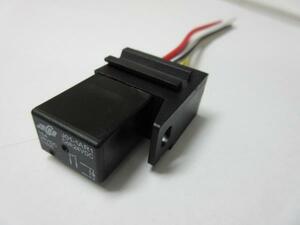 [MODE]電装品の取付に便利　ISO リレー ＆ カプラー（ ソケット ）セット　　24V 用