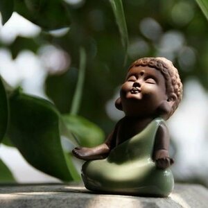 LYW675★置物 紫砂 瞑想するかわいい仏像 陶器製 (座禅)