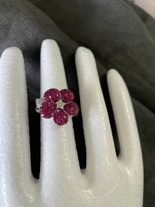 ☆新品同様 レエッセンシャル☆笠原真寿美☆18K WG ルビー＆ダイヤモンド フラワーリング☆13号☆