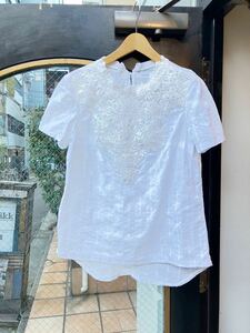 イギリスヨーロッパvintage 刺繍　blouse shirt パフスリーブ　半袖　白　ホワイト　ブラウス　シャツLV813