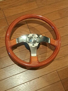 [ウッドステアリング・ハンドル]　Italvolanti　IMOLA　イタルボランテ　イモラ　■MADE IN ITALY　■直径　36.0㎝ 　[管理番号230413]