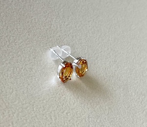 シトリンピアス pt900 プラチナピアス5mm×7mm オーバルピアス シトリンピアス