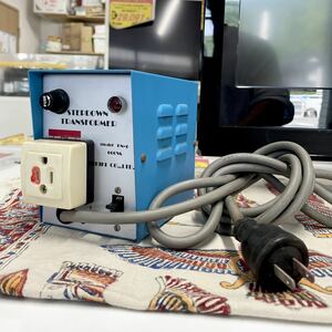 ①【昭和レトロ】1980年製？★豊澄電源機器★トヨデン★変圧器★KN-6 600VA★ステップダウン トランスフォーマー