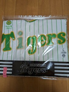 阪神　タイガース　レプリカ　ユニフォーム　Family with Tigers　無地　L 新品