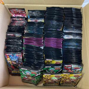 新品未開封★遊戯王　ラッシュデュエル★約３１０パック★引退